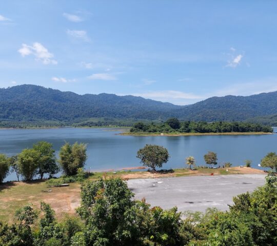 BERIS LAKE Viewpoint