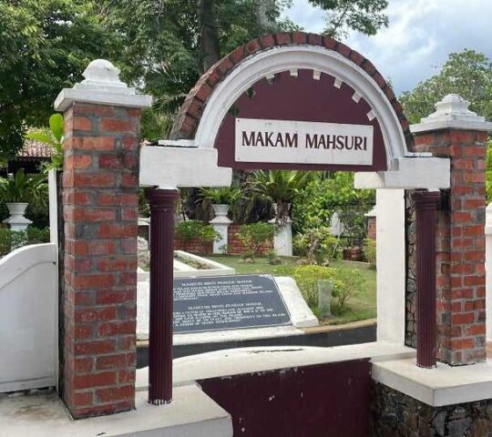 Makam Mahsuri