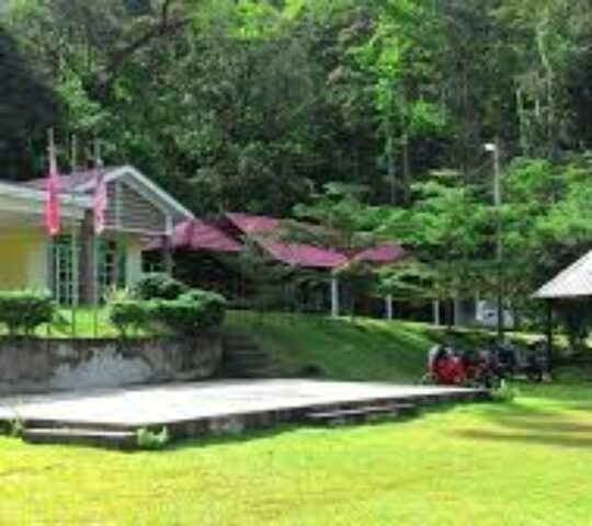 Chalet Dan Kem Warisan Ayahanda